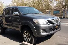 تویوتا، هایلوکس دو کابین