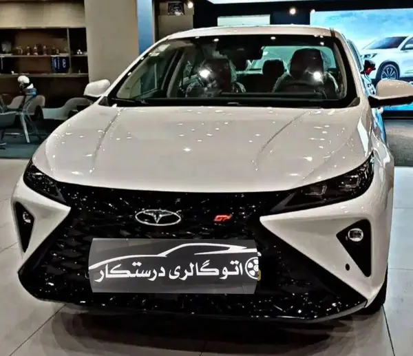 فونیکس، آریزو 6 جی تی (Z6 GT)