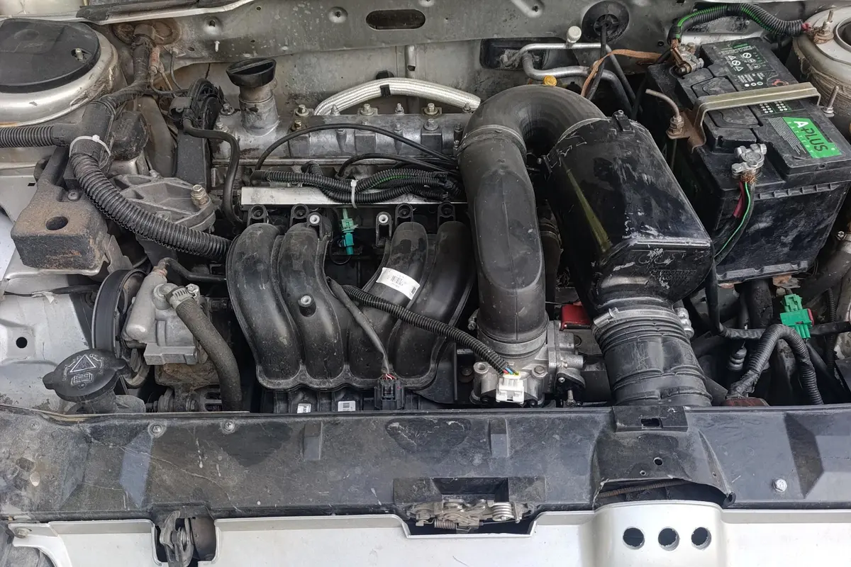 پژو،  405