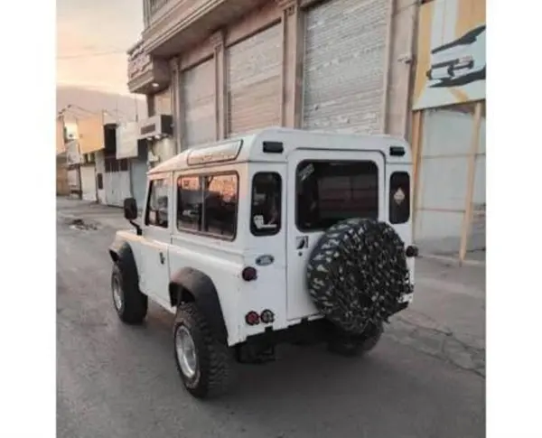 پاژن، دو در