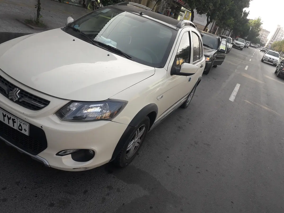 کوییک،  دنده ای R