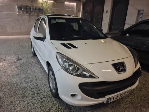 پژو، 207