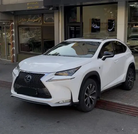 لکسوس، NX