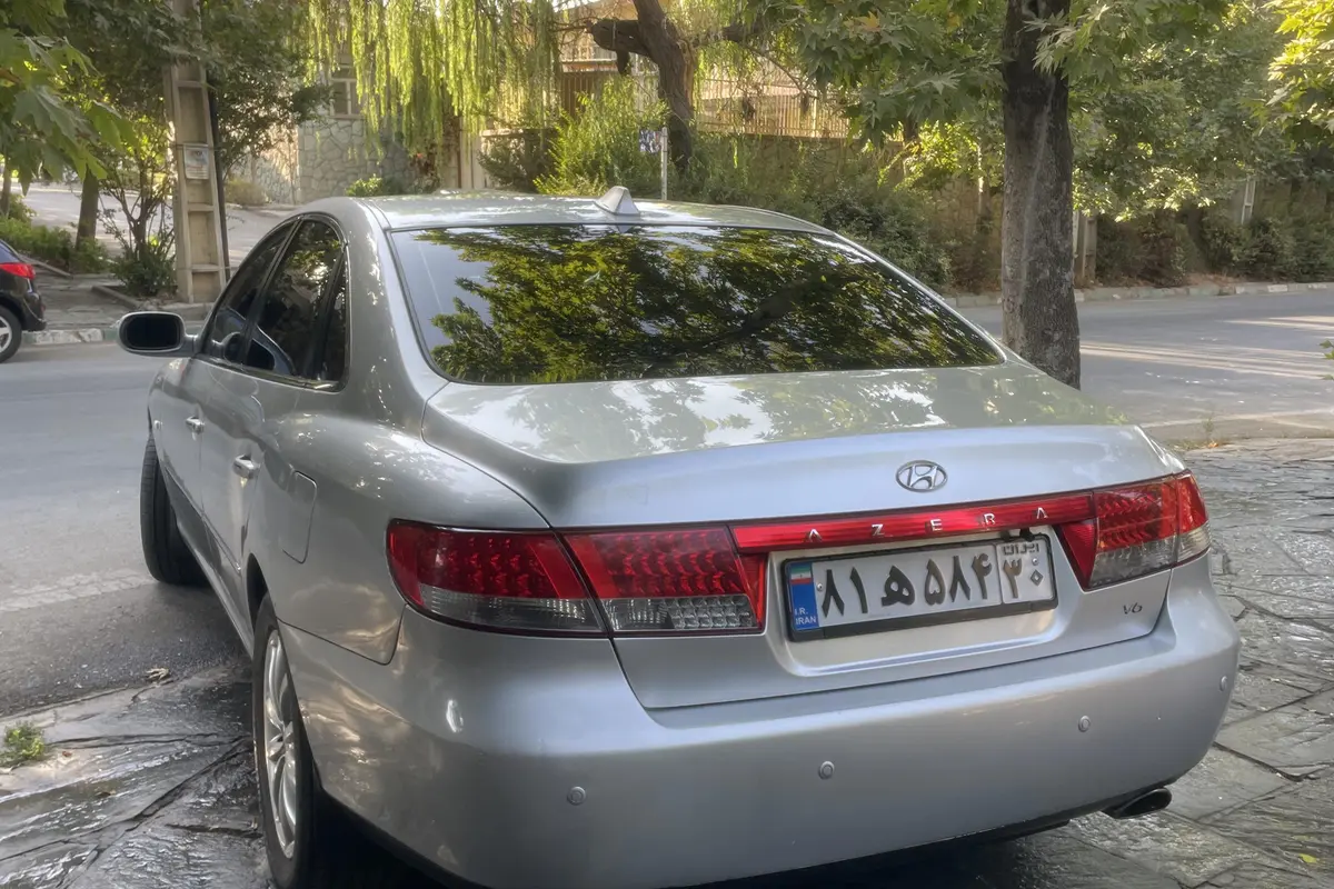 هیوندای،  آزرا (گرنجور)