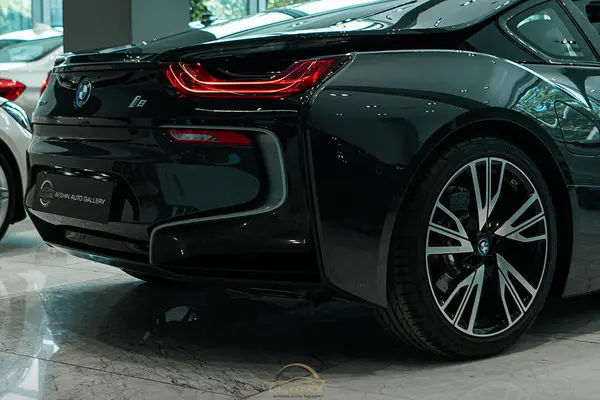 ب ام و، سری i