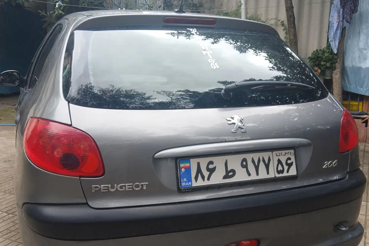 پژو،  206