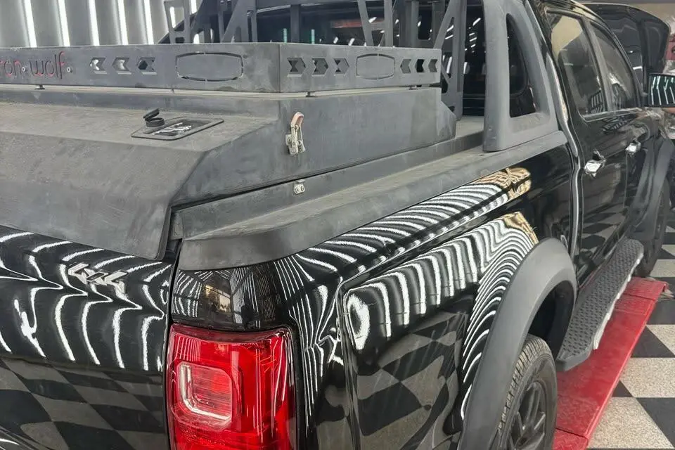 کی ام سی،  T8