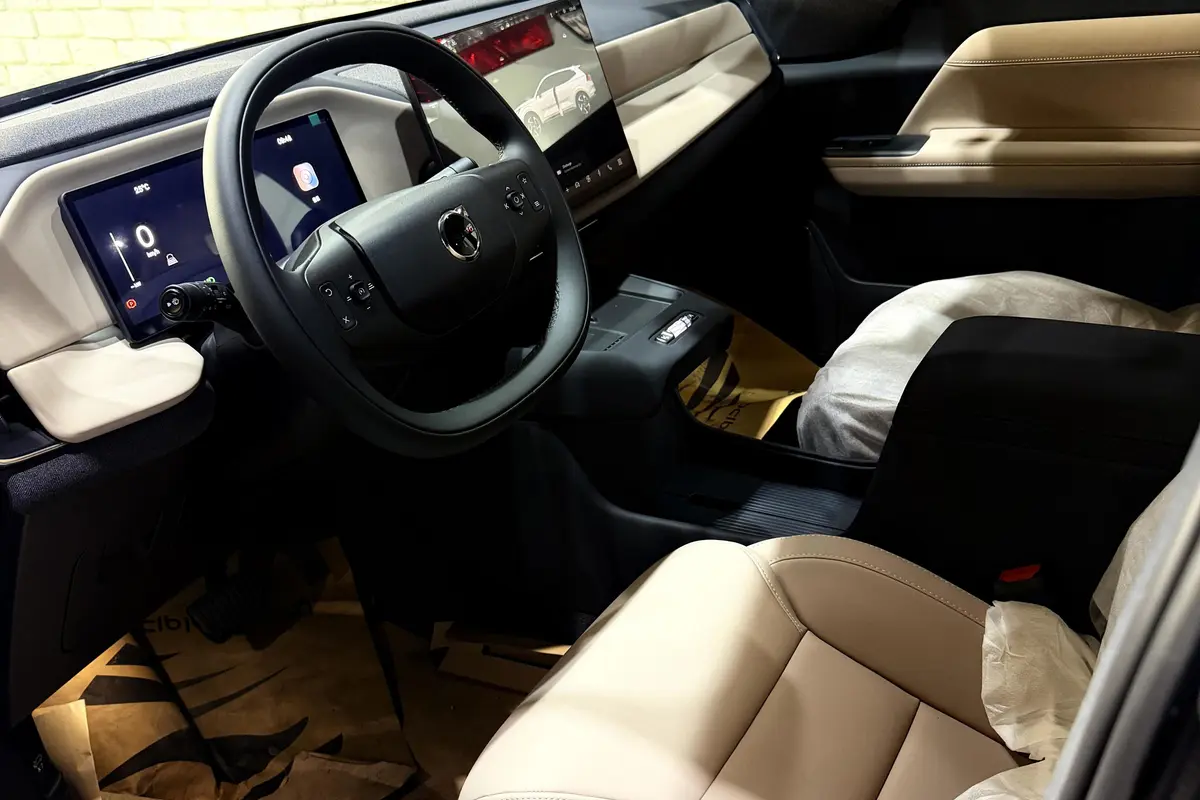 ولوو،  XC70