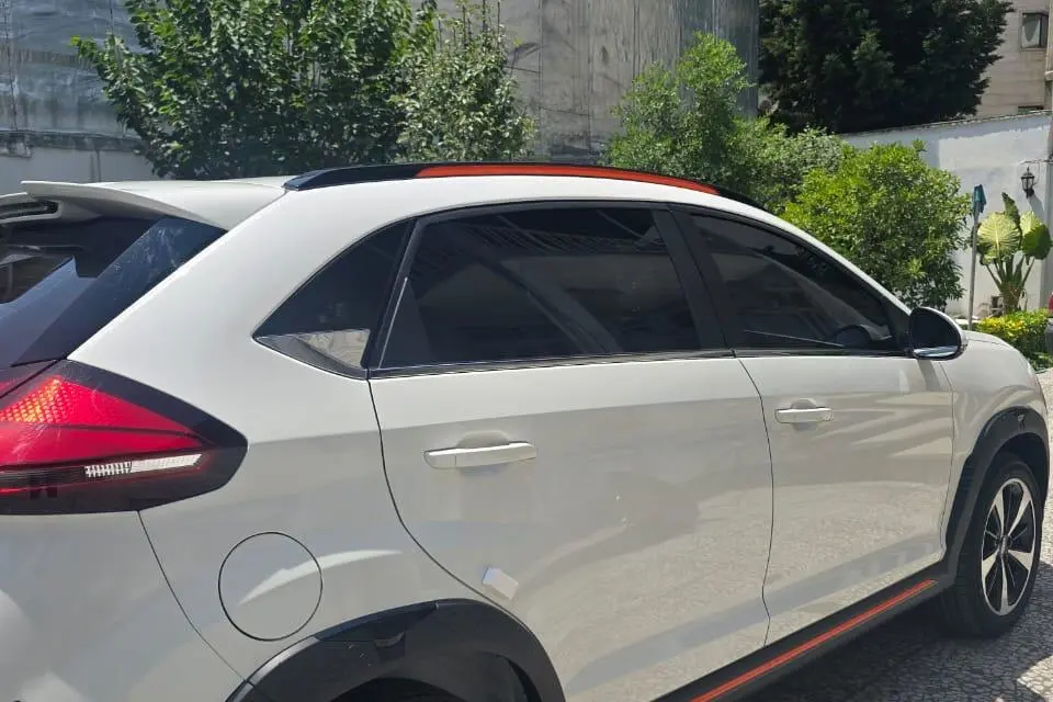ام وی ام  X33 کراس
