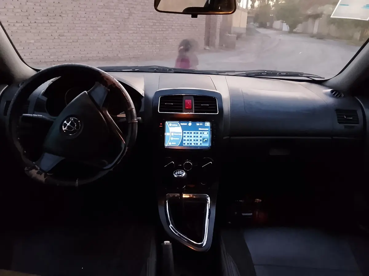 برلیانس،  H330