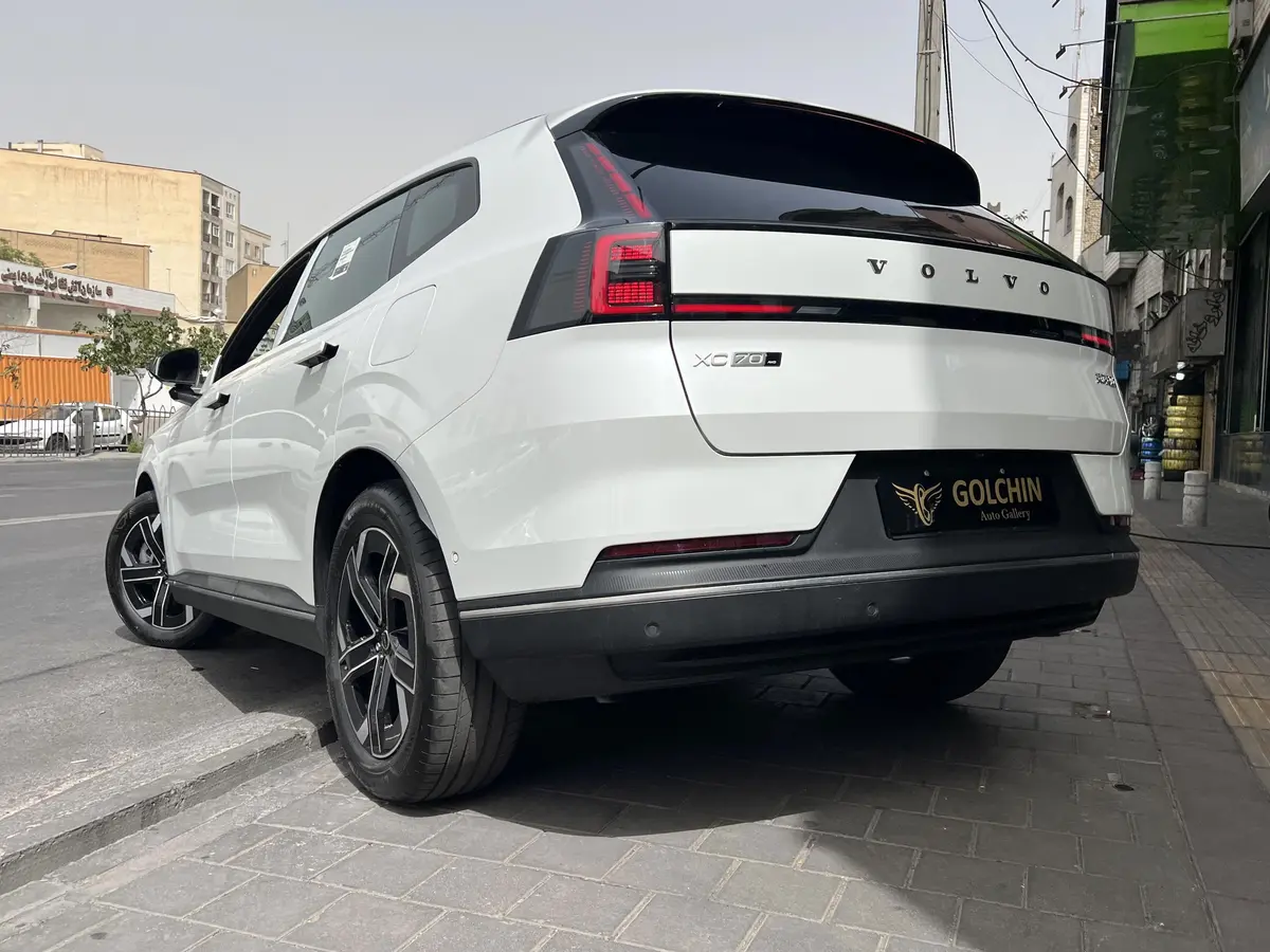 ولوو،  XC70