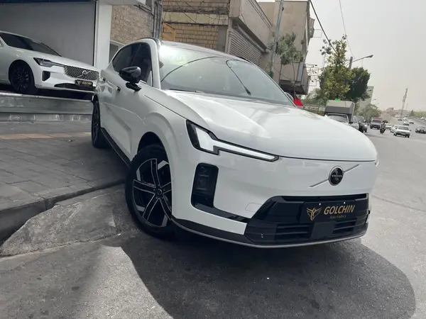 ولوو  XC70
