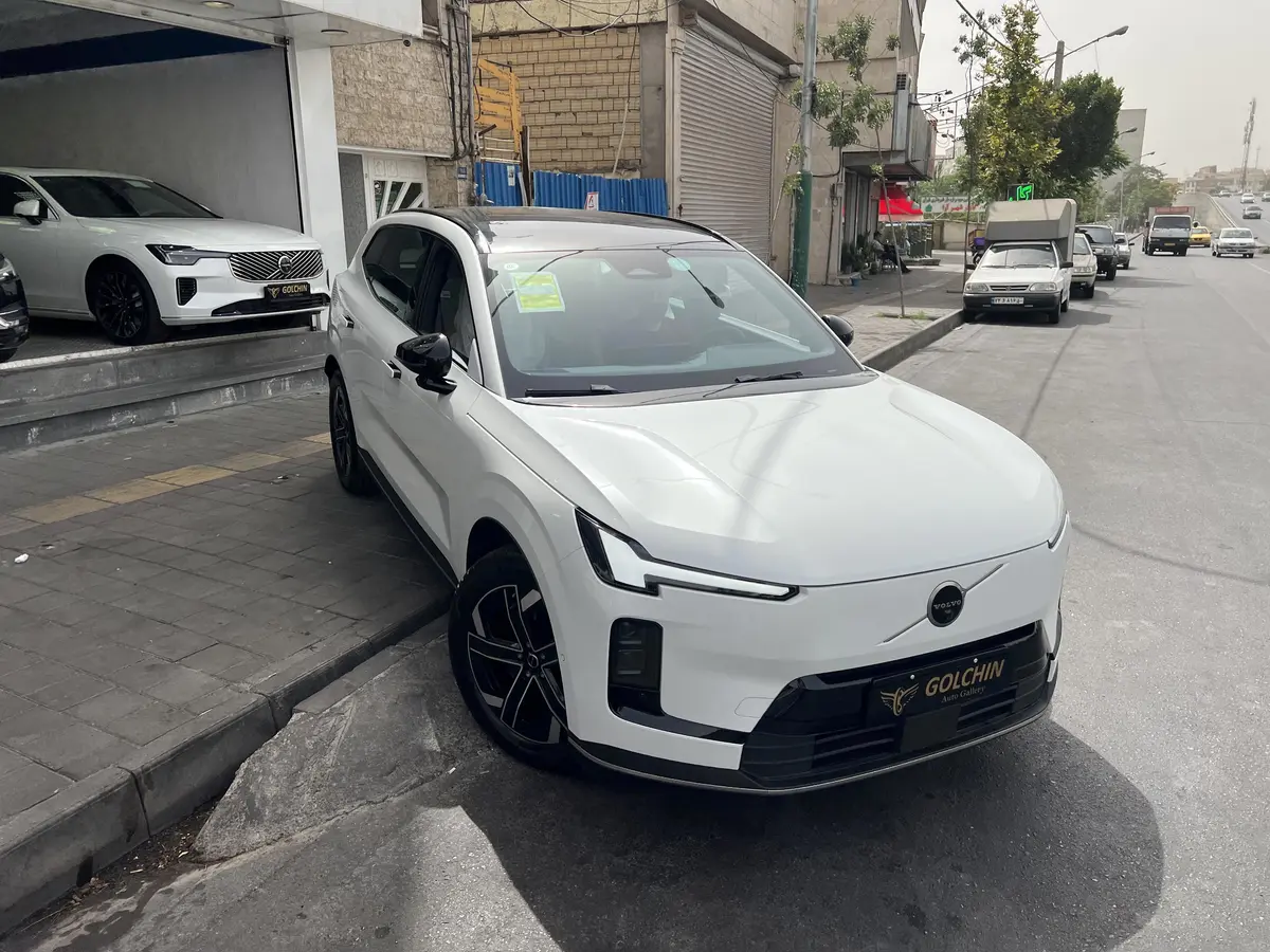 ولوو،  XC70
