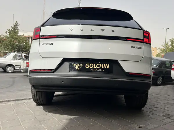 ولوو  XC70