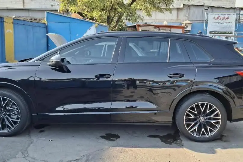 آئودی،  Q5 e-tron
