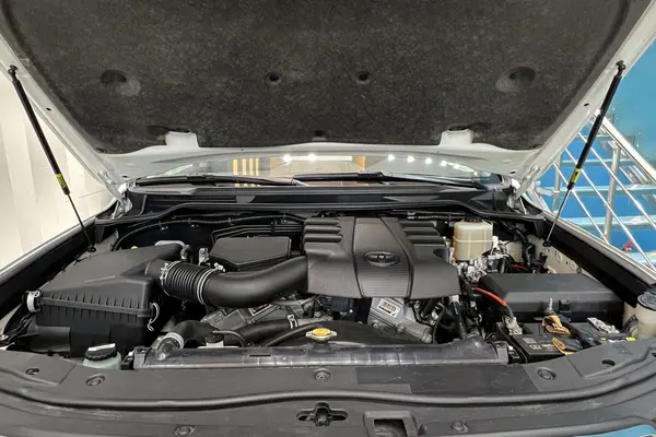 تویوتا، لندکروز چهار در