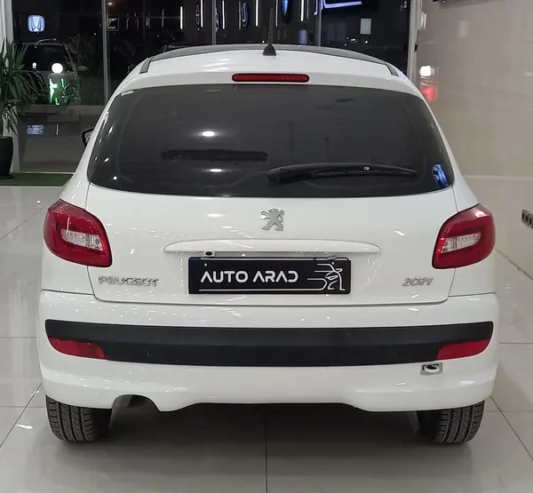 پژو، 207
