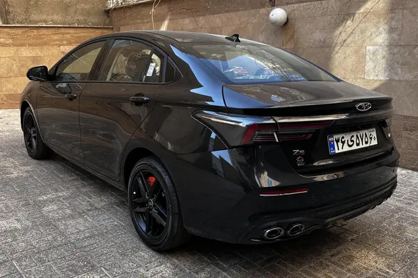 فونیکس، آریزو 6 جی تی (Z6 GT)