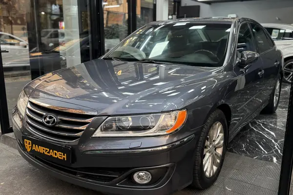 هیوندای، آزرا (گرنجور)