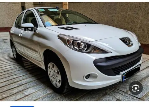 پژو، 207