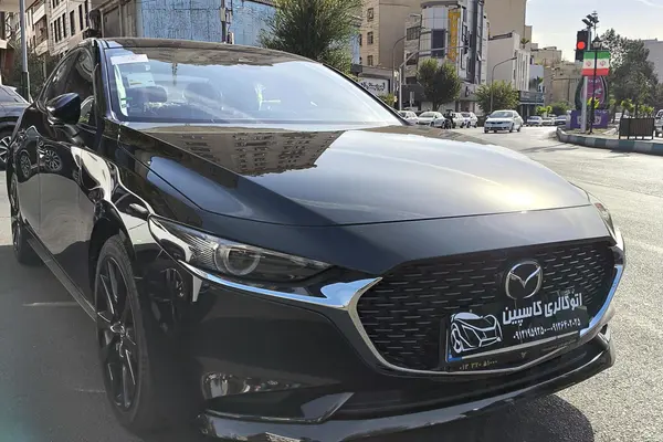 مزدا، 3 وارداتی