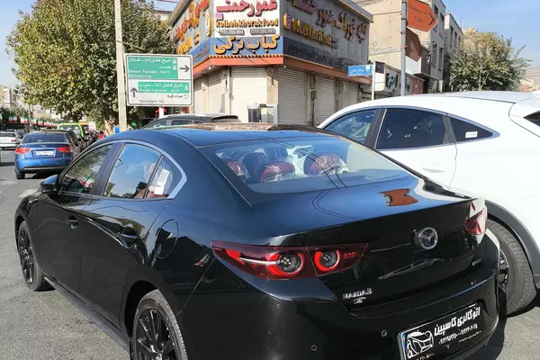 مزدا، 3 وارداتی