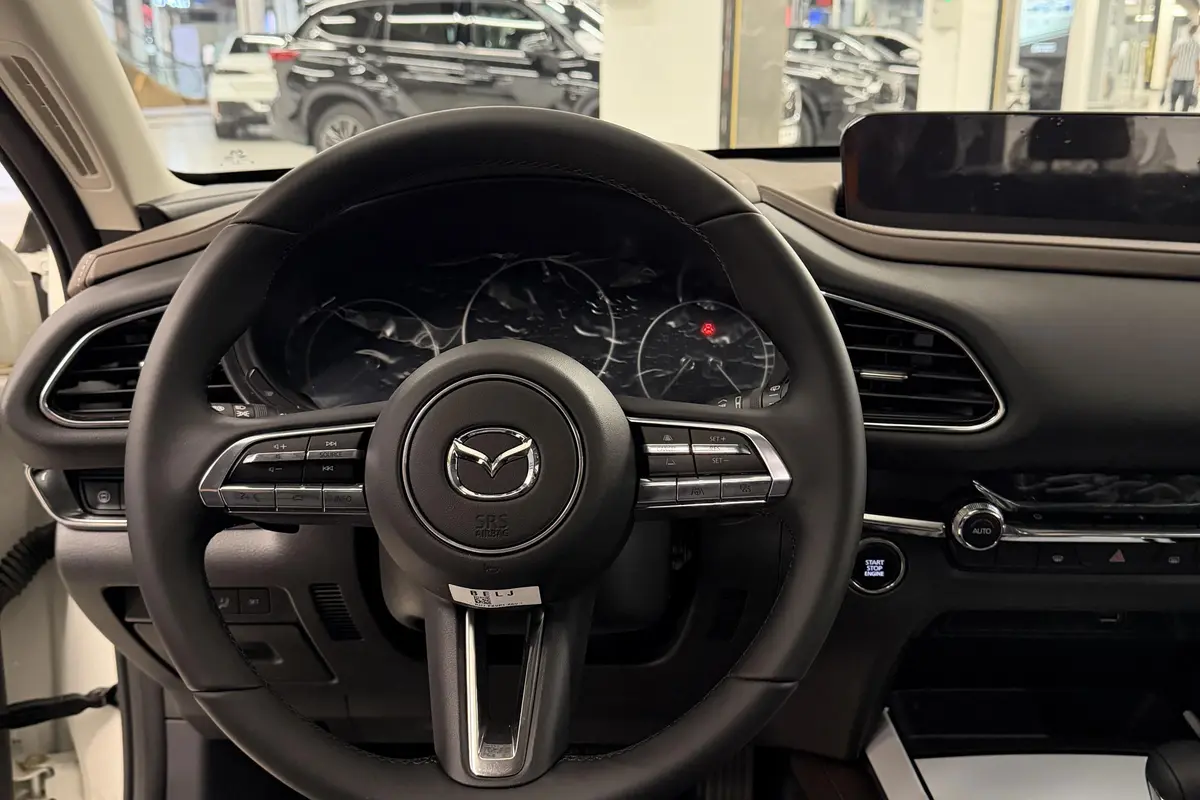 مزدا،  CX-30