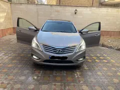 هیوندای، آزرا (گرنجور)