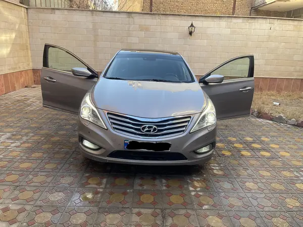 هیوندای، آزرا (گرنجور)