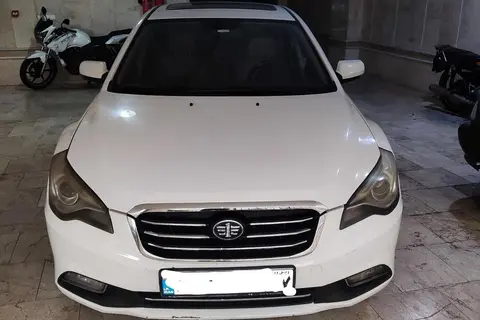 بسترن، B50F