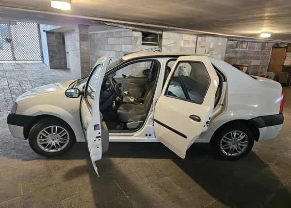 رنو، تندر 90