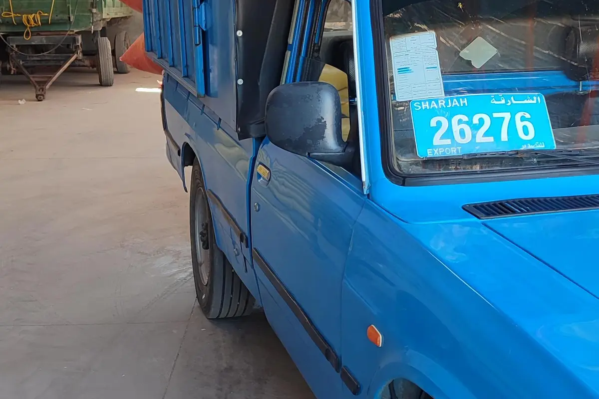زامیاد،  وانت نیسان