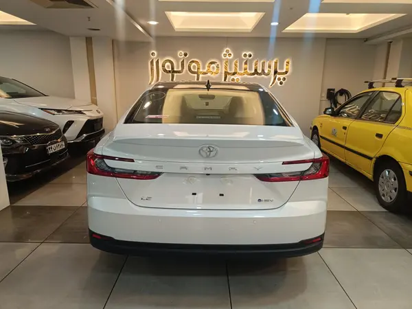 تویوتا، کمری هیبرید