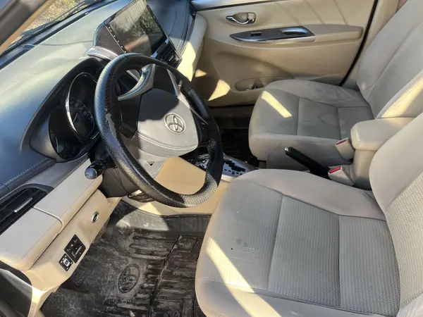 تویوتا، یاریس صندوق دار