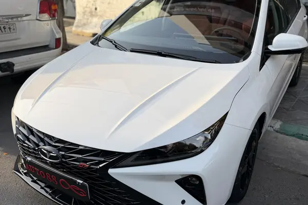 فونیکس، آریزو 6 جی تی (Z6 GT)