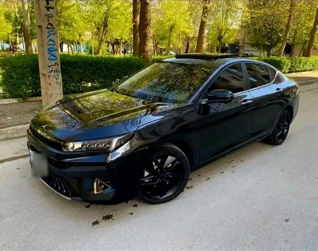 کی ام سی،  J7