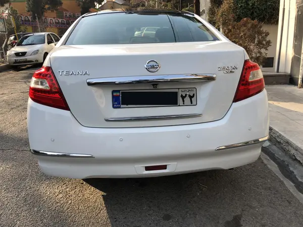 نیسان  تی ینا (مونتاژ)
