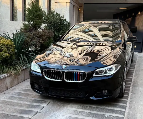 ب ام و، سری 5 سدان