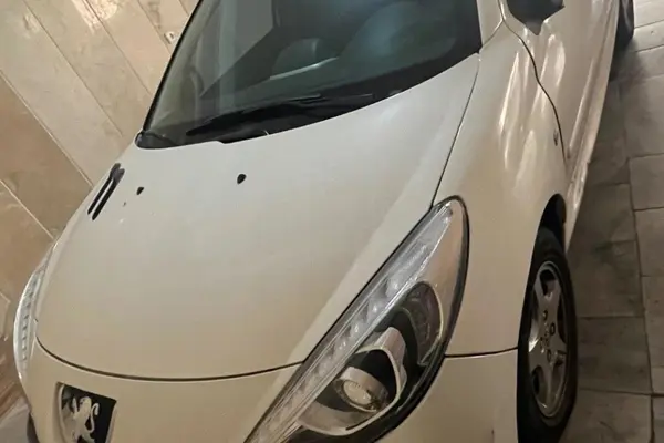 پژو  207 صندوقدار