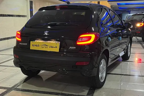 پژو، 207