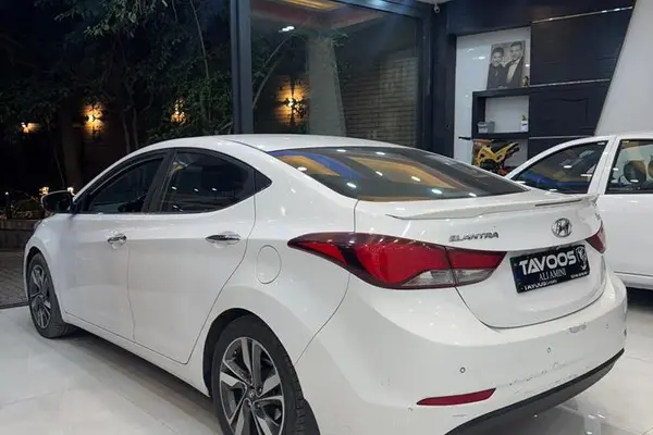 هیوندای، النترا