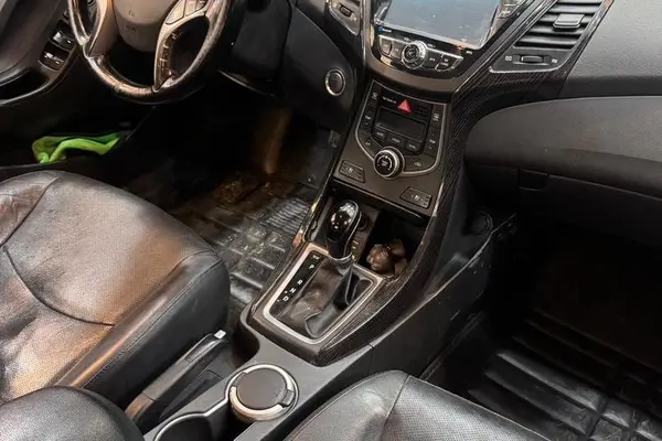 هیوندای، النترا