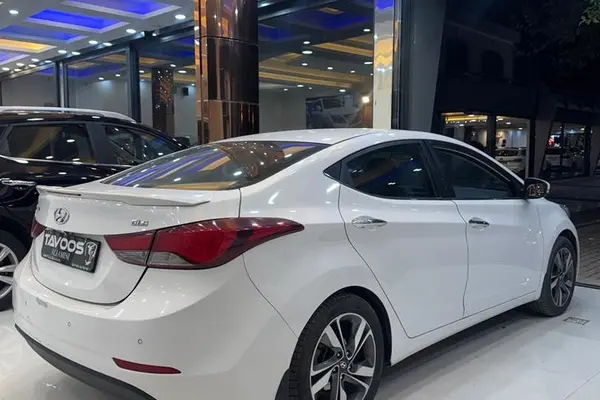 هیوندای، النترا