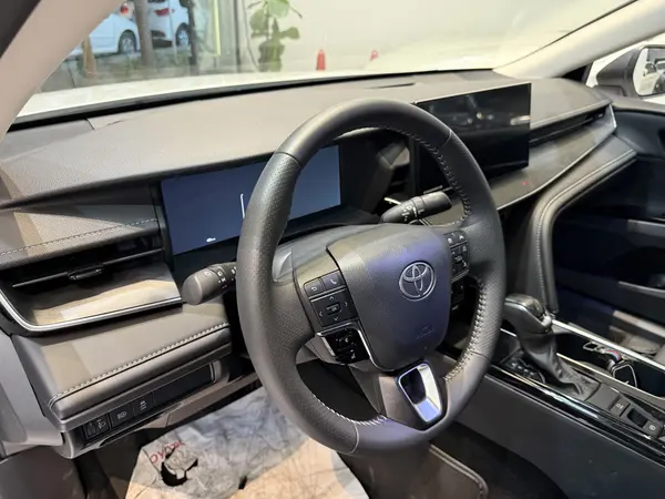 تویوتا، کمری هیبرید