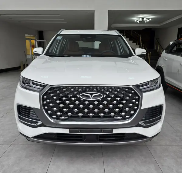 فونیکس، تیگو 8 پرو هیبرید (F8 PRO PHEV)