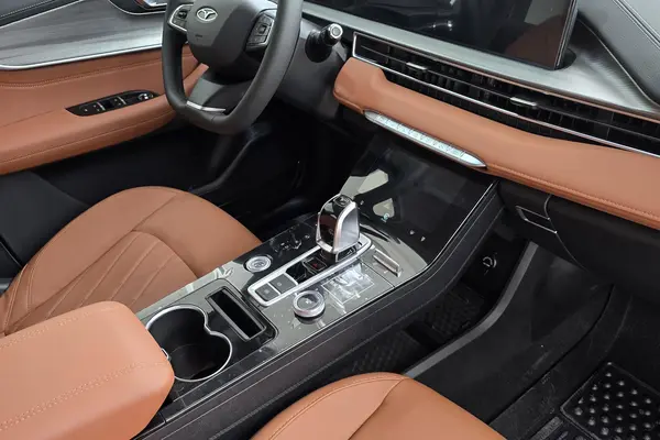 فونیکس، تیگو 8 پرو هیبرید (F8 PRO PHEV)