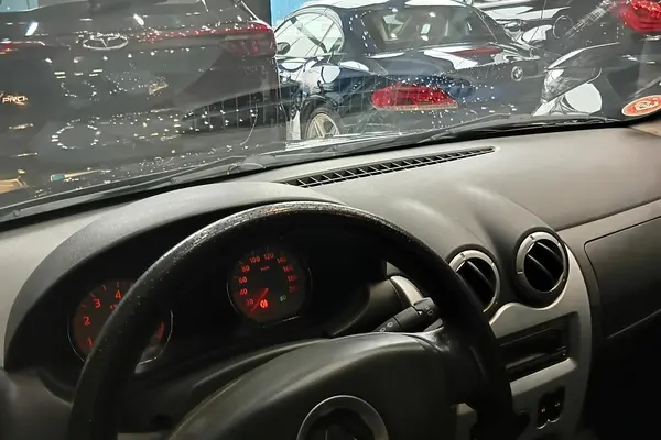 رنو، ساندرو