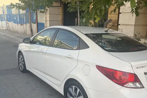 هیوندای، اکسنت (مونتاژ)