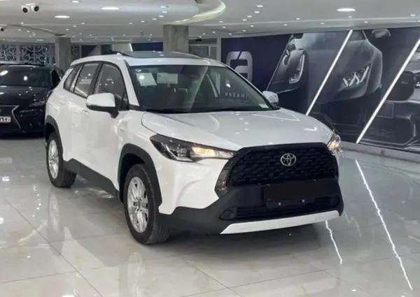 تویوتا، کرولا کراس هیبرید