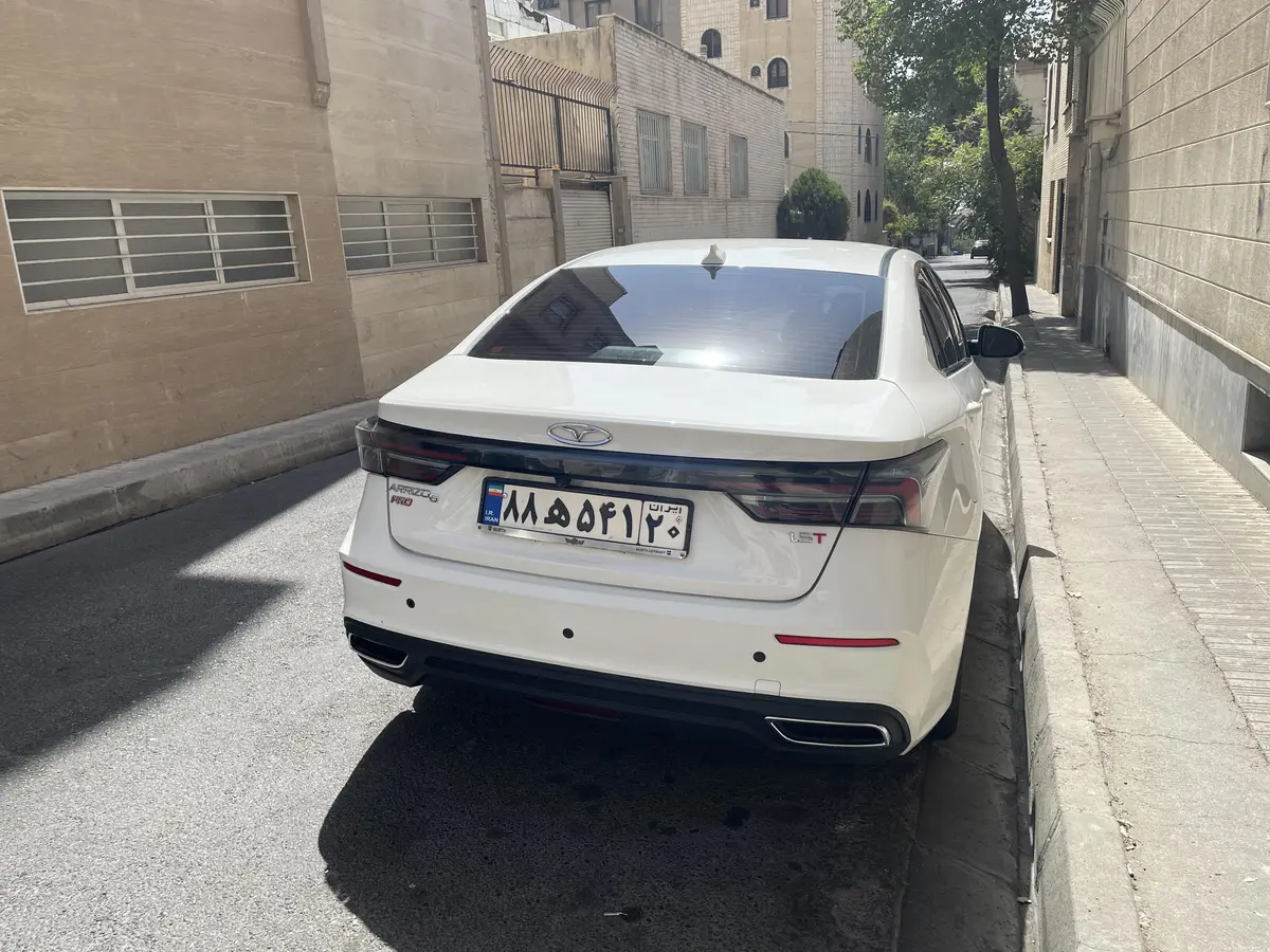 فونیکس،  آریزو 6 پرو